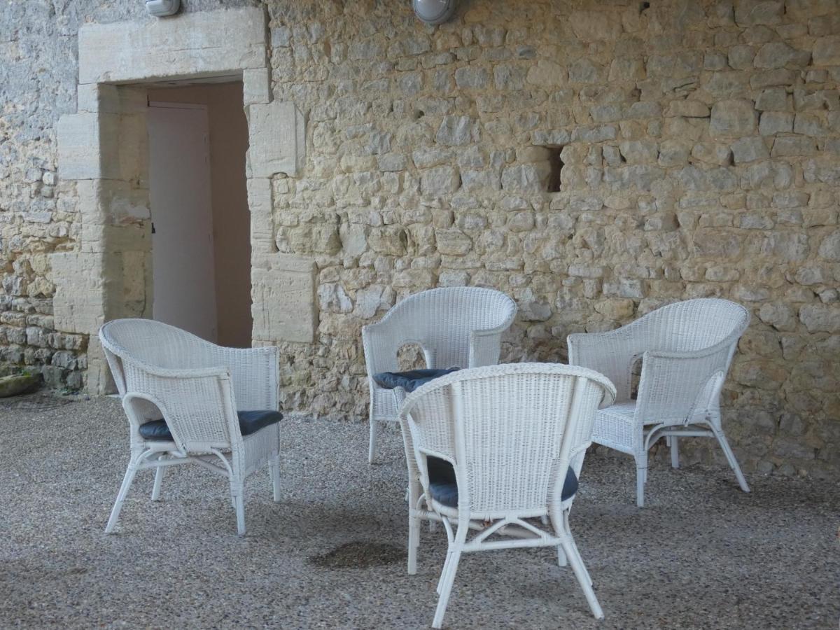 Hotel Restaurant Le Clos De L 'Ancien Pressoir Commes المظهر الخارجي الصورة